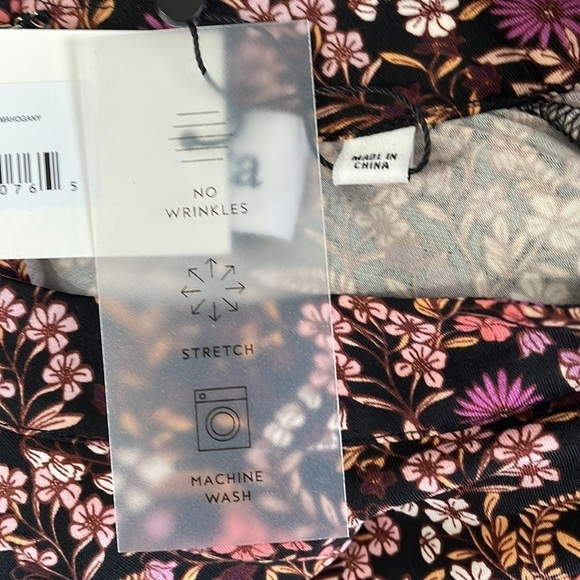 Leota Miranda Floral Midi Dress - Picture 9 of 11